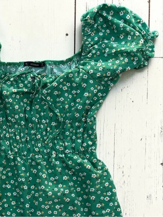 Hesperus Green Floral Romper XL Puff Sleeve Smocked Waist Cottagecore Boho - Picture 6 of 7